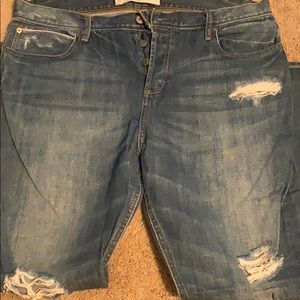 Abercrombie jean Capri size 12/31